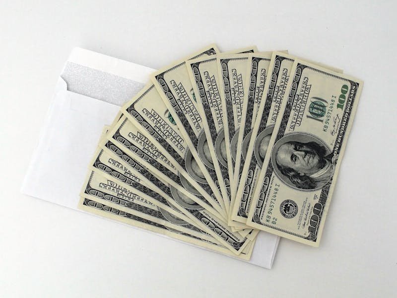 How Joe Santagato earn?